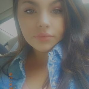 Meet your Posher, Anni